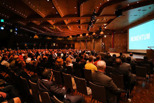 Saal der Anwenderkonferenz von abas